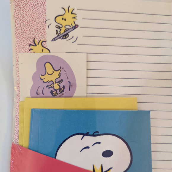 Vintage Snoopy & Woodstock Stationary Set from Hallmark Sealed RARE - Picture 5 of 6